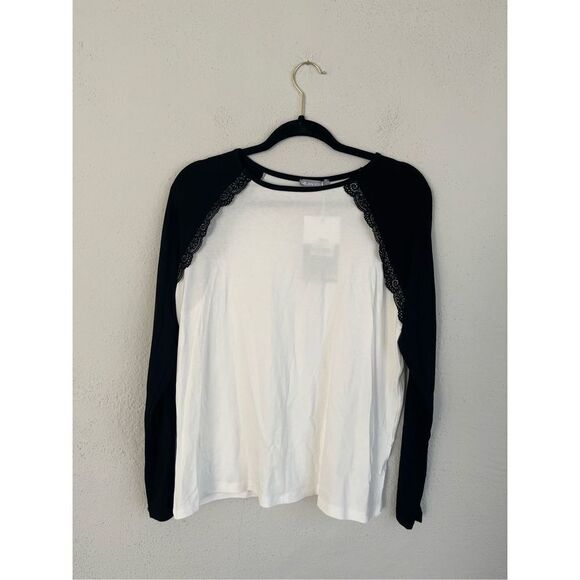 Milan Kiss Tops - Milan Kiss Woman Ecru& Black Ragian Blouse, Size Large
